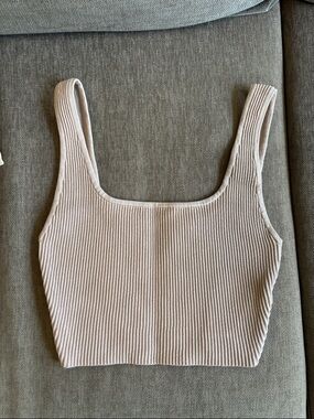 Babaton Sculpt Square Neck Cropped Tank - Size XS